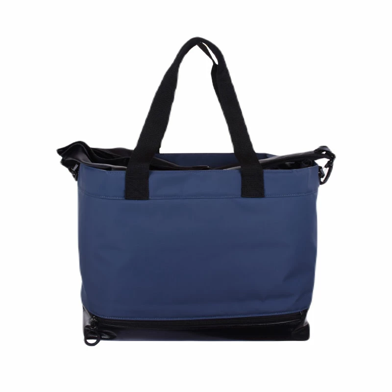 Le Coq Sportif Golf Tote Style Duffle Bag (Navy) 4 Le Coq Sportif Golf Tote Style Duffle Bag (Navy) - Image 2